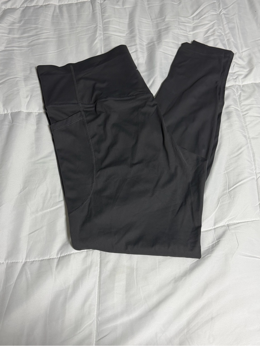 NWOT Halara Black Highwaisted Ultrasculpt Full Length Leggings - 1X - Charcoal